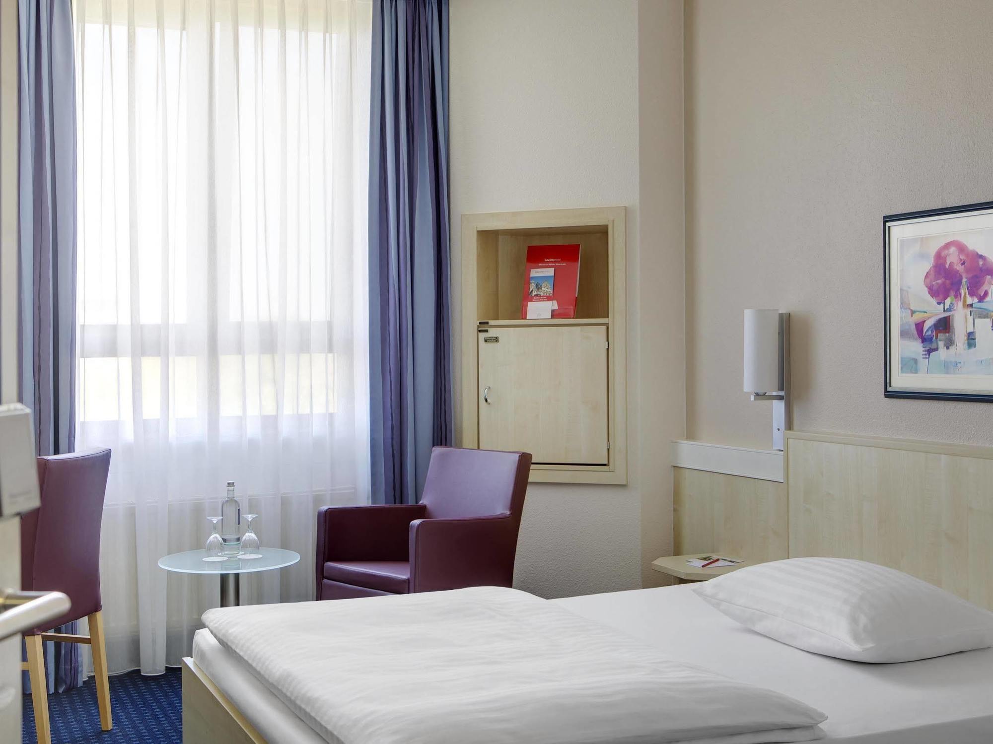 Rugs Hotel Augsburg City Exterior foto