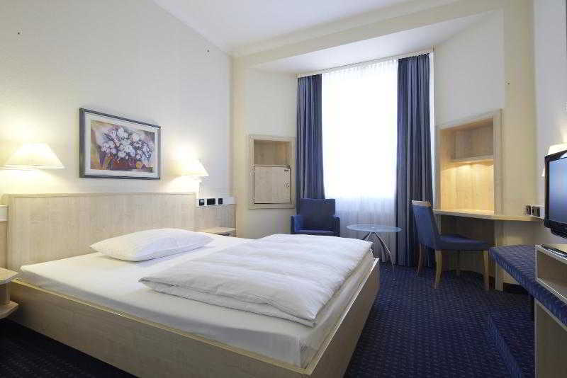Rugs Hotel Augsburg City Exterior foto